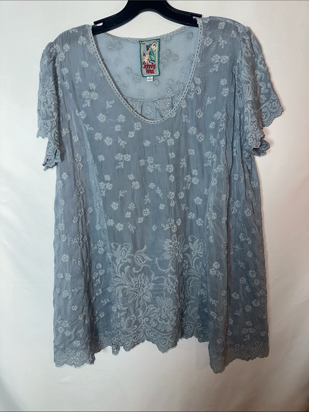 Johnny Was beautiful Pale Blue Floral-Embroidered Tunic